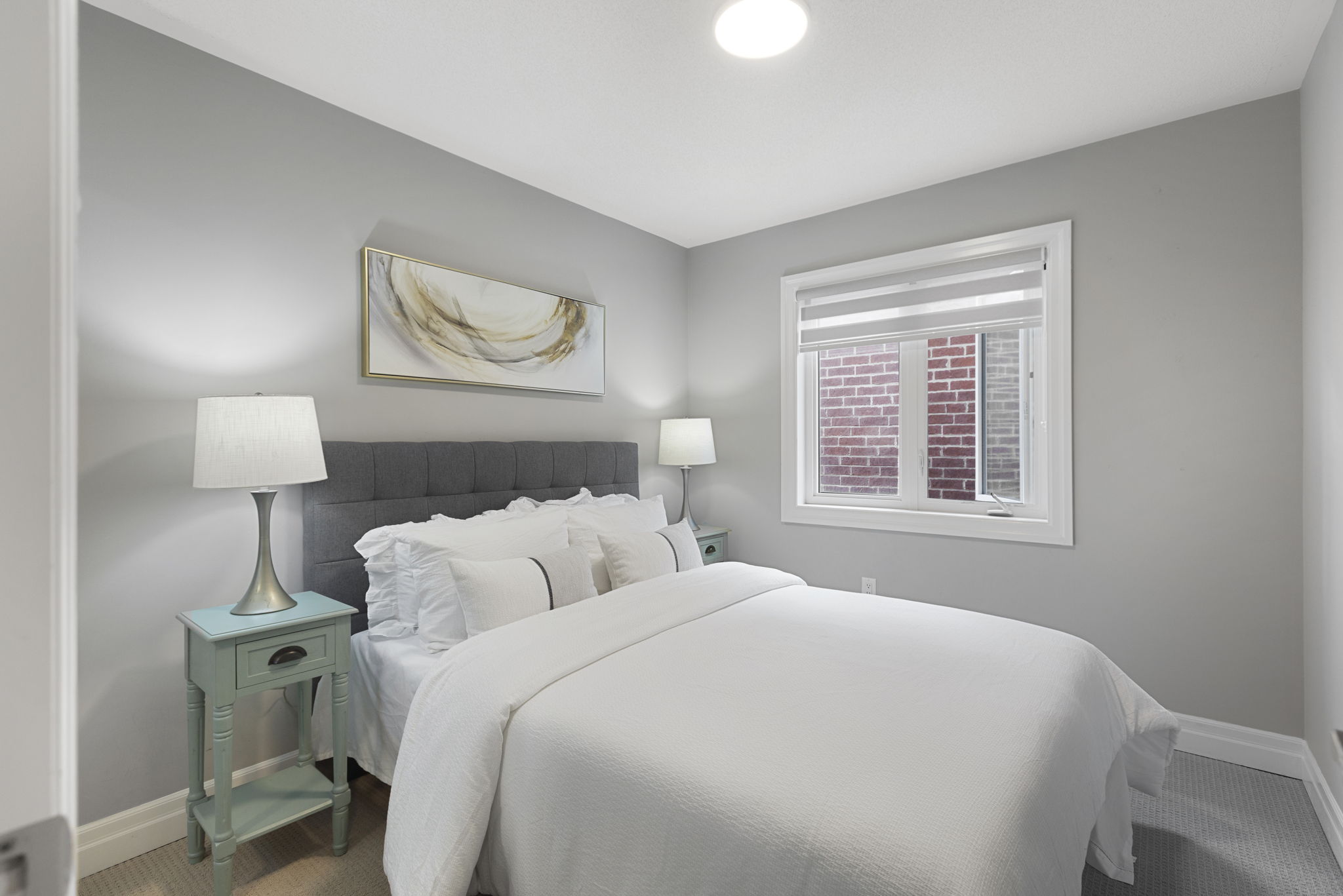 Guest bedroom